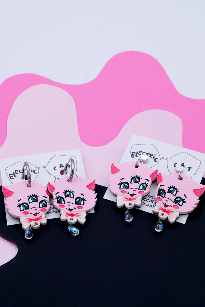 Pink kitschy kitten earrings by electric cat